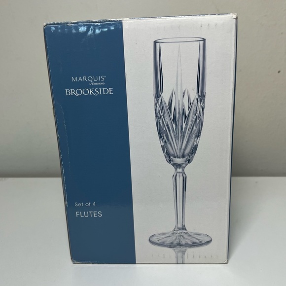 Set of 4 New Marquis by Waterford Brookside Crystal Champagne Flutes 9" tall 8oz - Picture 1 of 5